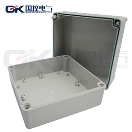 中国 堅く実用温度-20°Cに85°Cを密封するジャンクション・ボックスを締める絶縁されたABS サプライヤー