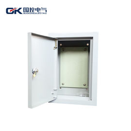 中国 表面によって取付けられる電気配電箱、ロックの灰色のコーティングが付いている電力配分箱 サプライヤー